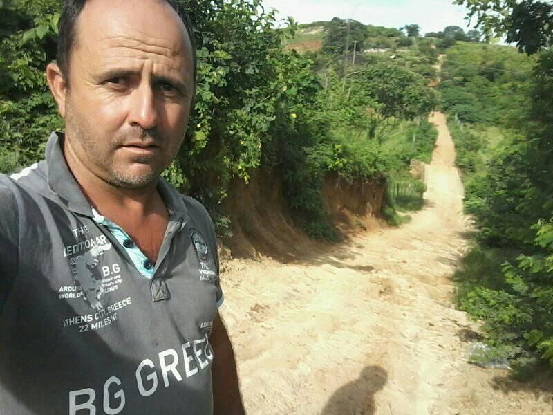 Destaque no Vale do Piancó, prefeito de Caiana dar exemplo de