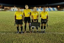 Photo of Quarteto de arbitragem formado apenas por mulheres chama a atenção de espectadores durante jogo, no Vale do Piancó