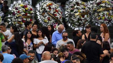 Photo of Velório coletivo de mortos em Suzano já recebeu mais de 5 mil pessoas