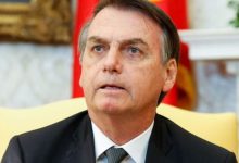 Photo of Bolsonaro toma café da manhã com governadores e senadores