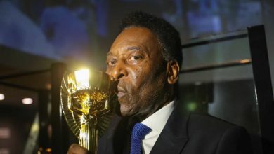 Photo of Pelé reage bem a medicamentos, segue internado e cancela viagem aos EUA