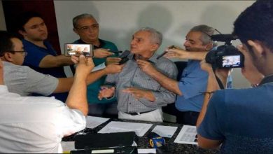 Photo of Prefeito de Patos renuncia ao cargo e presidente da Câmara assume
