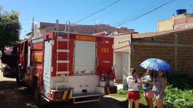 Photo of Incêndio atinge residência e destrói móveis e objetos pessoais na manhã deste domingo, em Itaporanga