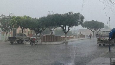 Photo of Chuvas violentas, acima dos 100 mm, atingem o Vale do Piancó na madrugada desta quarta-feira