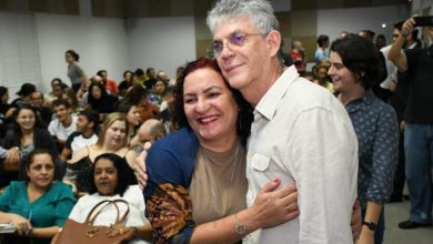Photo of Vereadora com raiz do Vale do Piancó Sandra defende Ricardo: “João nunca foi vereador e virou governador”
