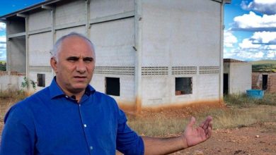 Photo of Prefeito Divaldo anuncia que vai concluir matadouro público, antigo problema dos produtores de carne, em Itaporanga