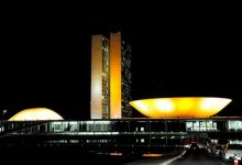 Photo of Cúpulas do Congresso são iluminadas de amarelo em apoio à prevenção do suicídio