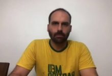 Photo of Filho de Bolsonaro endossa críticas a Julian Lemos