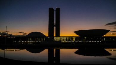 Photo of Nem ameaça de tragédia social motivou o Senado a abandonar a folga