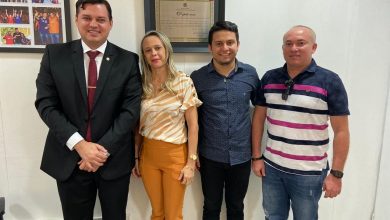 Photo of Deputado Taciano Diniz indica aliado em direção de escola estadual em Diamante