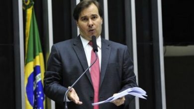 Photo of Com Rodrigo Maia, gastos com passagens avançam 30%; Nova York é principal destino de deputados