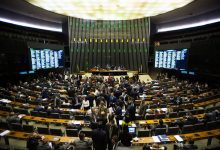 Photo of Câmara aumenta em 170,8% valor do reembolso de saúde para parlamentar