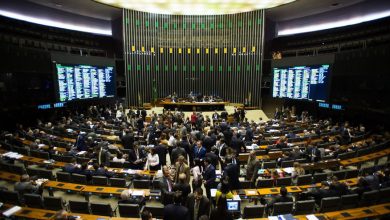 Photo of Câmara aumenta em 170,8% valor do reembolso de saúde para parlamentar