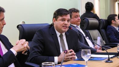 Photo of Deputado Dr Taciano Diniz cobra envio de aparelhos respiratórios para o sertão