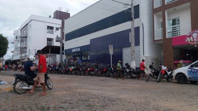 Photo of Agências da Caixa e lotéricas registram filas e aglomerações em Itaporanga
