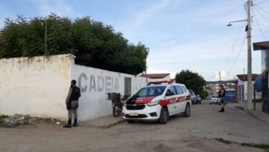 Photo of Briga e colchões queimados é registrada dentro de Cadeia Pública, em Piancó