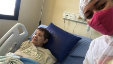 Photo of Família descobre que idosa com Covid-19 está viva após abrir caixão durante velório