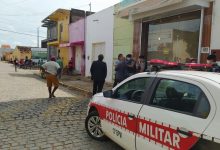 Photo of Em Santana dos Garotes, comerciantes são presos por abrir lojas e descumprir decretos de isolamento social…