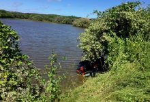 Photo of Motorista perde controle de direção e cai com carro dentro de açude próximo a Boa Ventura