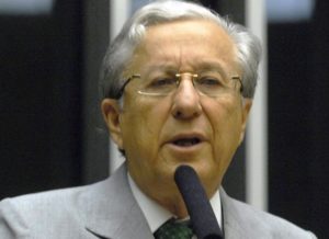 Photo of Ex-deputado Armando Abílio morre de infarto aos 76 anos