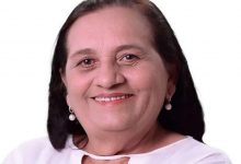 Photo of “Eu quero agradecer a Deus a oportunidade e dizer que me sinto muito feliz, com a decisão da justiça que deferiu nosso registro da nossa candidatura”, disse a candidata a  Prefeita Carmelita em Diamante