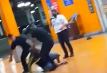 Photo of Vídeo: homem negro é espancado e morto por seguranças do Carrefour