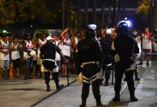Photo of Torcedores do Flamengo protestam na porta do Maracanã após eliminação na Libertadores