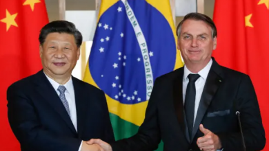 Photo of Bolsonaro anuncia exportação de insumos para a CoronaVac e embaixador da China confirma