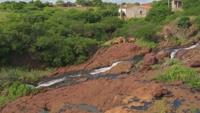 Photo of Açude Cachoeira dos Alves transborda em Itaporanga; veja as imagens