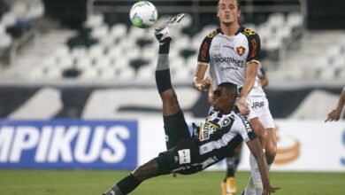 Photo of Botafogo é rebaixado à 2ª divisão no Brasileirão após nova derrota