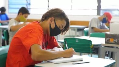 Photo of Covid-19: Secretaria estadual de Educação recomenda uso de máscaras nas escolas