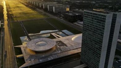 Photo of Câmara pode votar na quinta-feira MP que facilita compra de vacinas