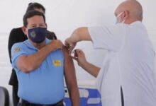 Photo of Mourão é vacinado contra Covid-19 em Brasília