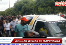 Photo of ASSISTA: Multidão acompanha sepultamento das três vítimas de acidente em Itaporanga