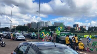 Photo of Manifestantes acabam de invadir o STF