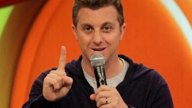 Photo of Luciano Huck não será candidato em 2022, diz coluna