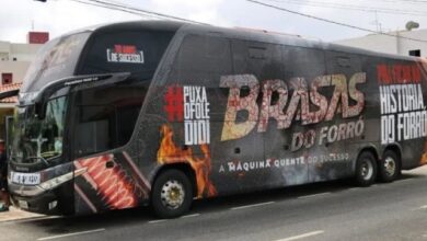 Photo of Para evitar prejuízos financeiros, Banda Brasas do Forró vende ônibus, terreno e carro particular