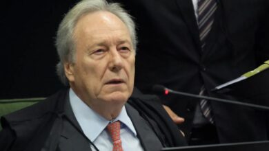 Photo of Lewandowski rejeita pedido de senadores e mantém Renan na relatoria de CPI