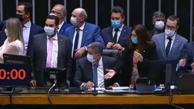 Photo of Arthur Lira instala comissão para analisar PEC do voto impresso