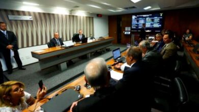 Photo of De cada 4 senadores, 1 é alvo de ação por improbidade administrativa, aponta levantamento