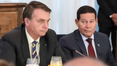 Photo of Mourão admite deixar governo antes do fim para concorrer a outro cargo