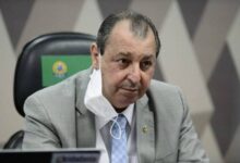 Photo of Ex-prefeito de Manaus sobe o tom com Omar Aziz e diz que senador é ‘malandro municipal’: “Pessoa mais perversa que já conheci”