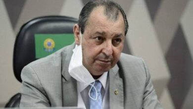 Photo of Ex-prefeito de Manaus sobe o tom com Omar Aziz e diz que senador é ‘malandro municipal’: “Pessoa mais perversa que já conheci”