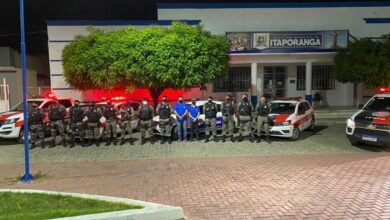 Photo of Policia Militar  e Fiscalização Integrada Covid-19 da prefeitura de Itaporanga intensifica ações em bares e restaurantes da Cidade