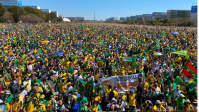 Photo of População vai às ruas pelo voto impresso auditável