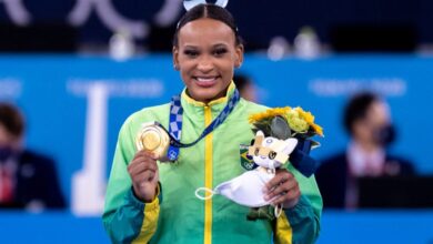 Photo of Rebeca Andrade salta para a história e é ouro nas Olimpíadas de Tóquio