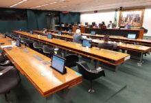 Photo of Comissão da Câmara rejeita PEC do voto impresso auditável; Arthur Lira pode levar proposta ao plenário