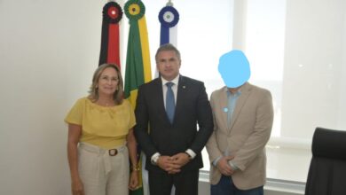 Photo of Ouça! Ex-candidata a prefeita em Itaporanga pelo grupo do PSL chama deputado Julian Lemos de canalha. Ele me fez contrair dividas e não repassou o fundo partidário