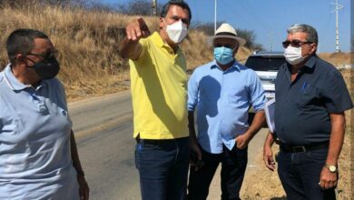 Photo of Acompanhado do deputado Ricardo Barbosa prefeito Divaldo Dantas visita obras em Itaporanga