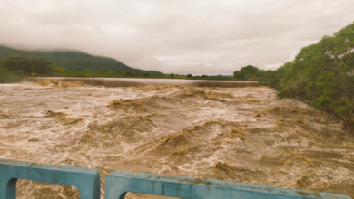 Photo of Mais uma barragem se rompe na Bahia; enchentes atingem 400 mil pessoas